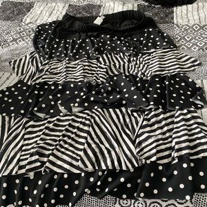 Come n See me Polka dot stripped skirt Medium